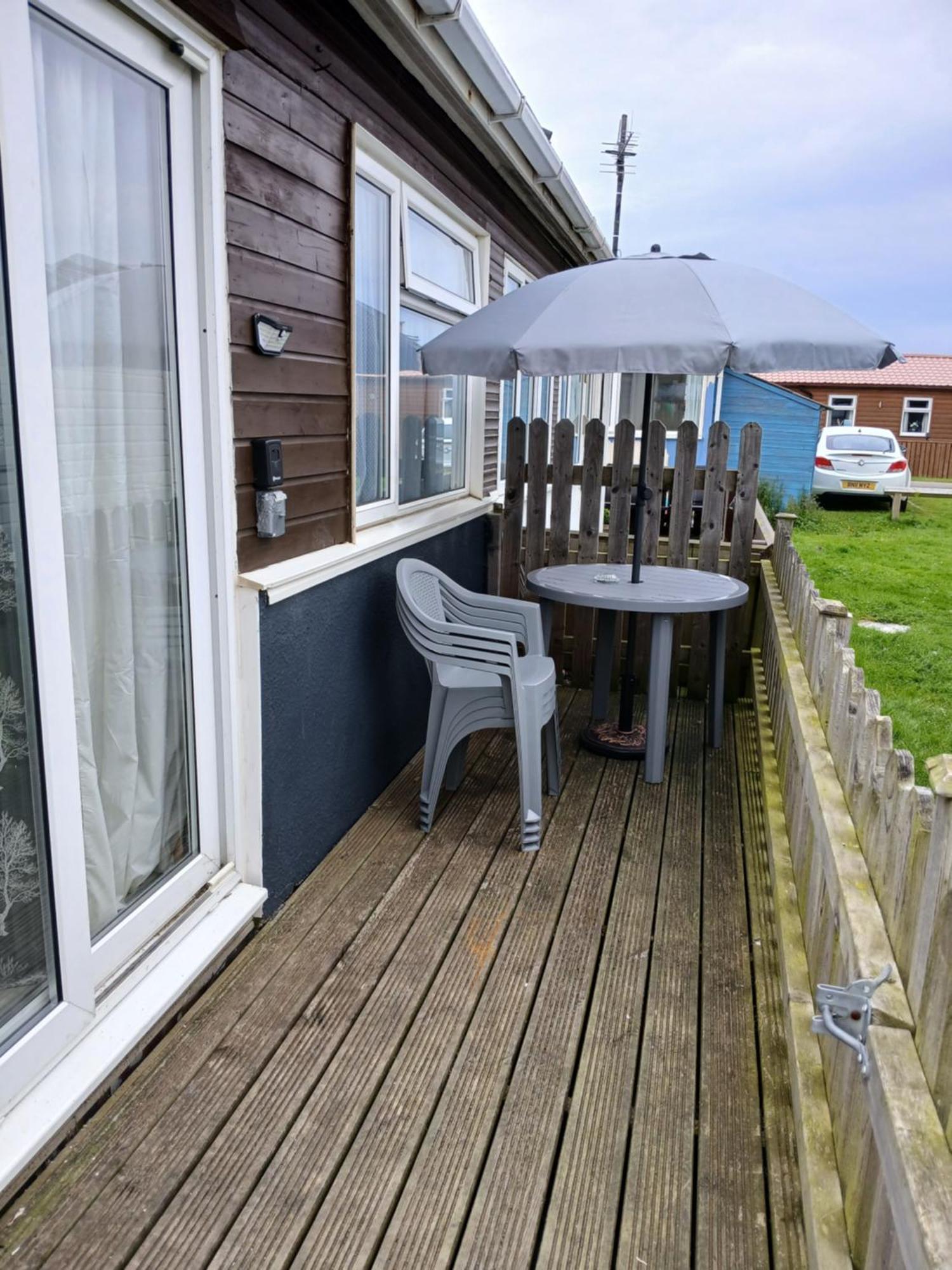 Sj Seaside Chalet Бринлингтон Экстерьер фото